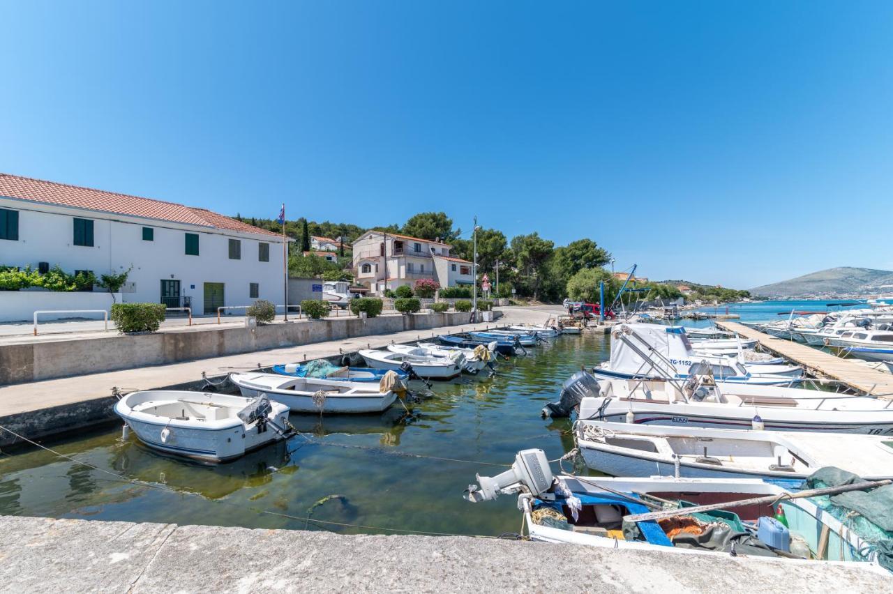 Apartment Batela Trogir Exterior photo